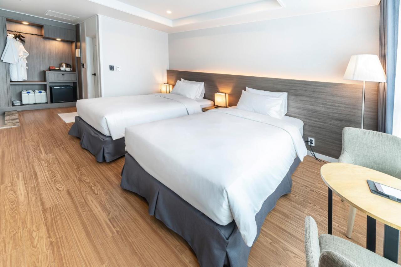 The Mains Hotel Cheonan Bagian luar foto
