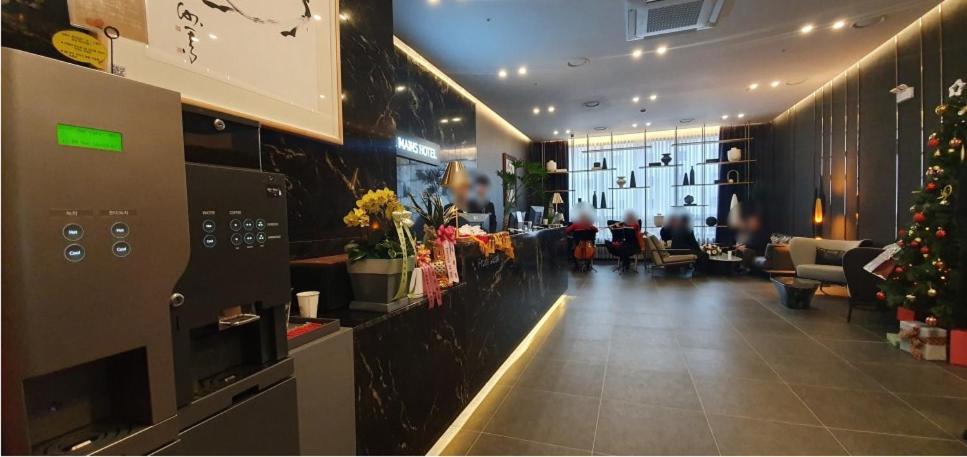 The Mains Hotel Cheonan Bagian luar foto
