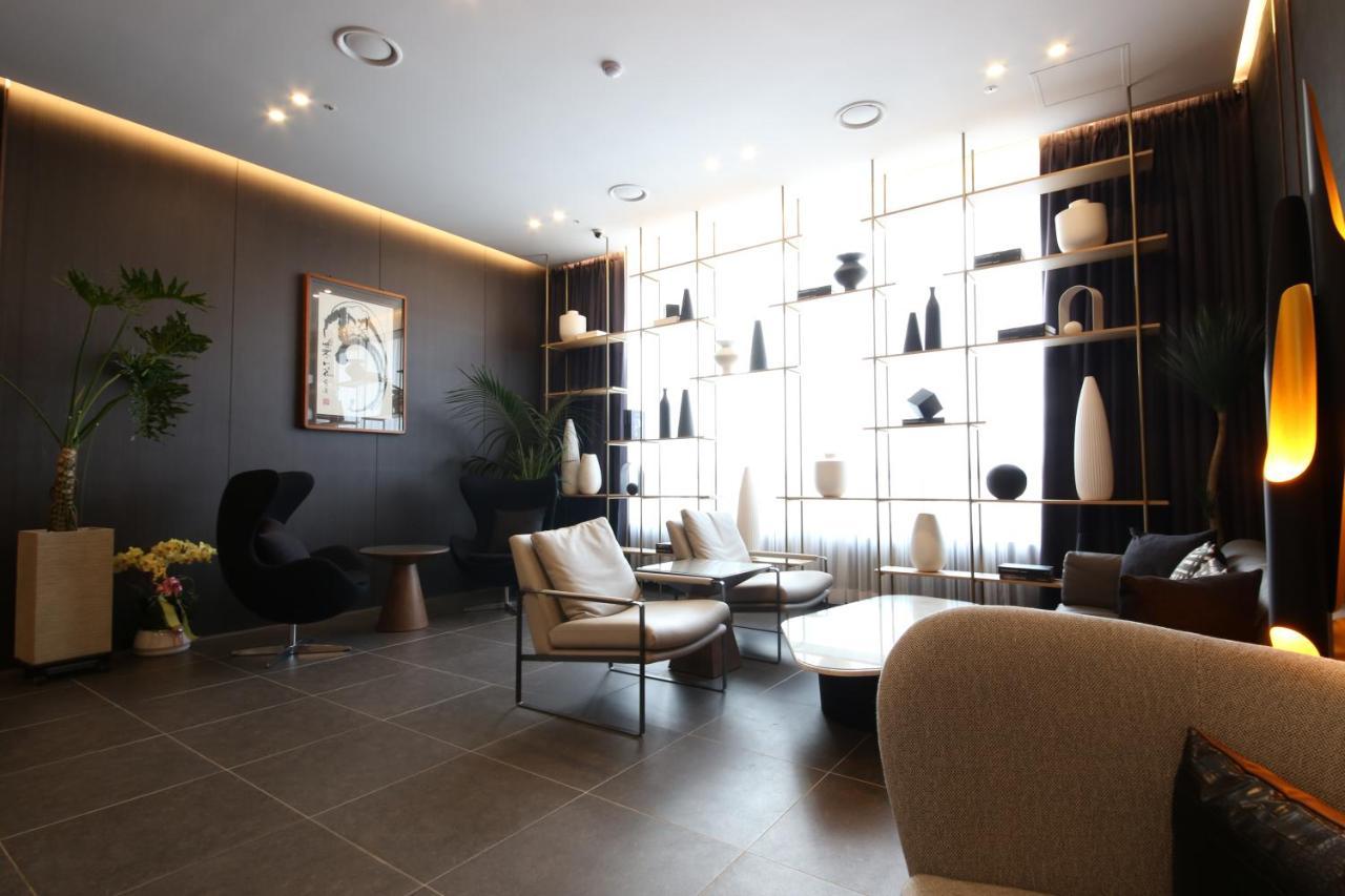 The Mains Hotel Cheonan Bagian luar foto
