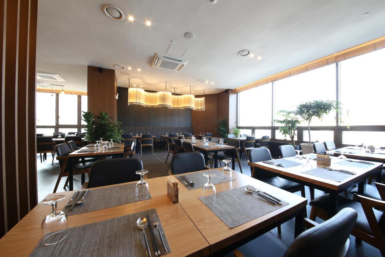 The Mains Hotel Cheonan Bagian luar foto