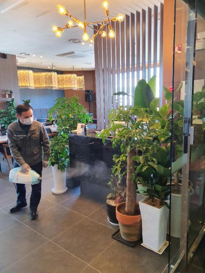 The Mains Hotel Cheonan Bagian luar foto
